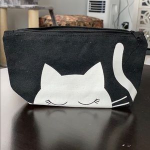 Cat cosmetic bag.